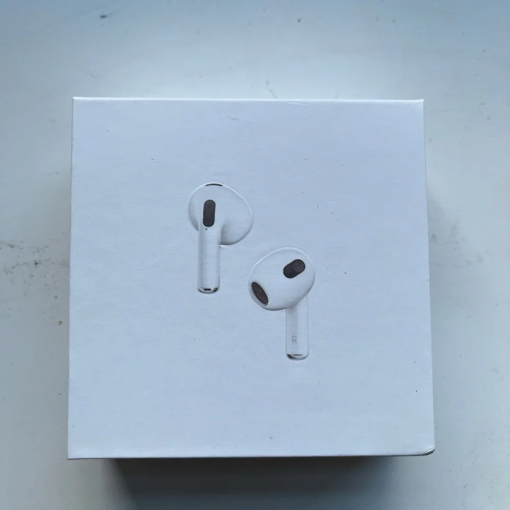 Apple Wireless Earbuds with Charging Case